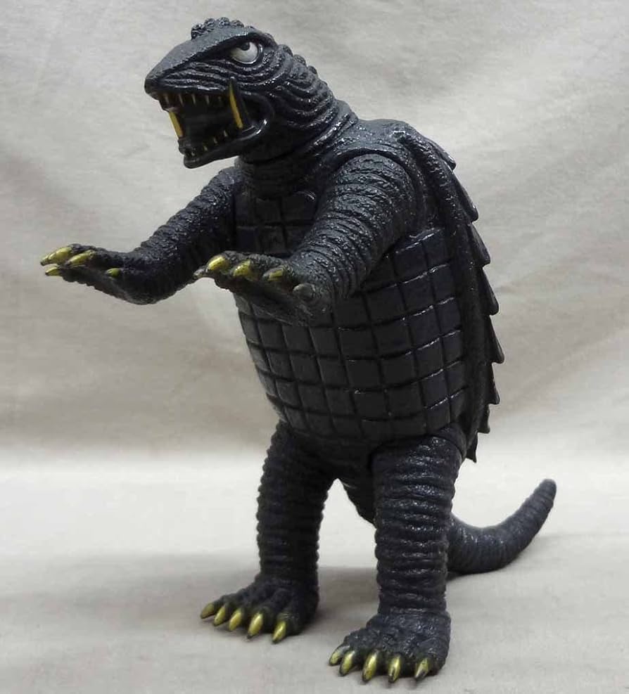 Amazon.co.jp: 大映怪獣ソフビ ガメラ 昭和版 金足 ムービー